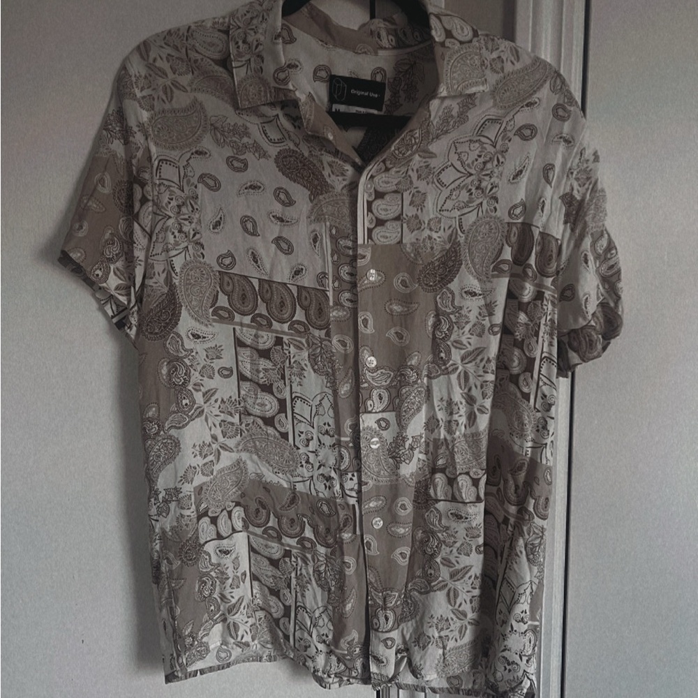 Men's Beige Patterned Shirt by Giorgio Armani
